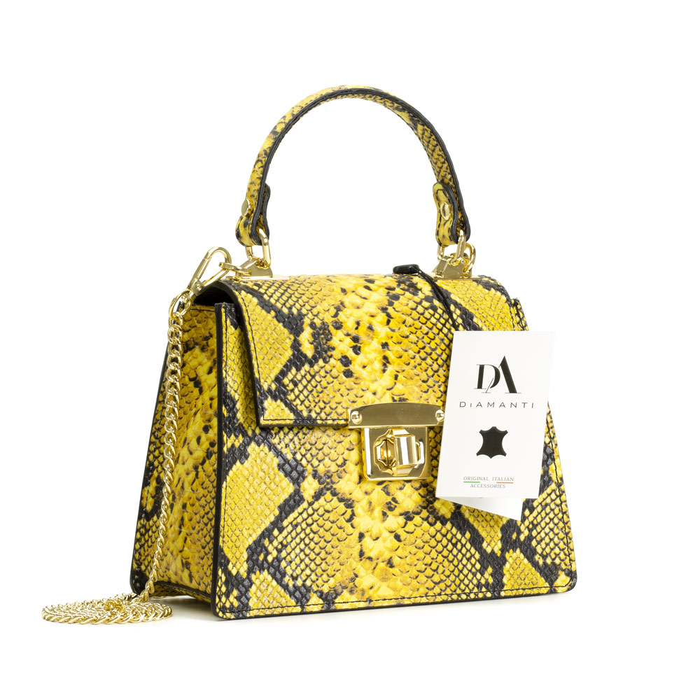 area How? dose Geanta dama piele naturala cu textura sarpe DiAmanti Adele Snake Galben - DiAmanti.ro area How? dose Geanta dama piele naturala cu textura sarpe DiAmanti Adele Snake Galben - DiAmanti.ro